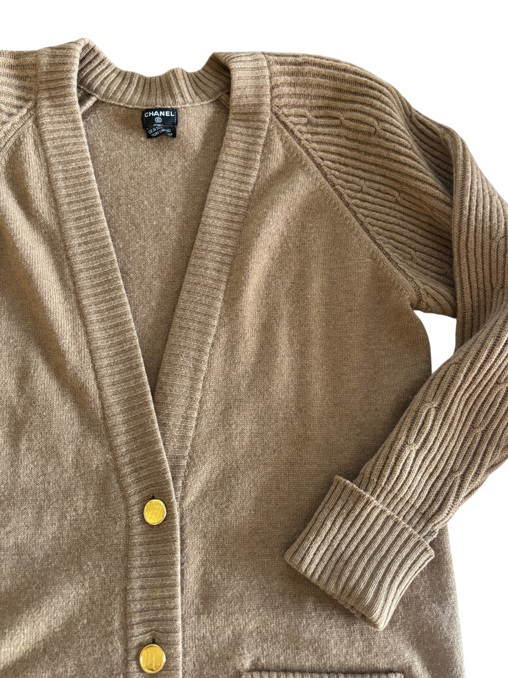 CHANEL 80s Vintage Camel Hair Cardigan | Made in Scotland | Gold Button | Size M - Picture 16 of 16